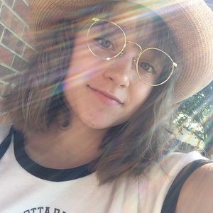 Meet your Posher, Darcy